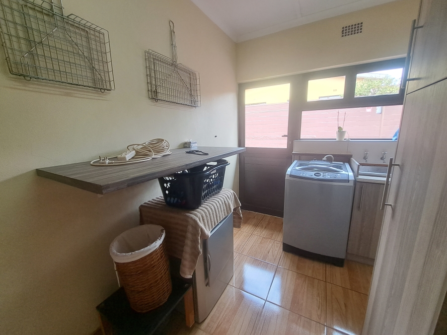 3 Bedroom Property for Sale in Vredenburg Western Cape